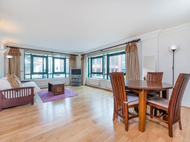 Flat for rent in Fitzrovia, Greater London
