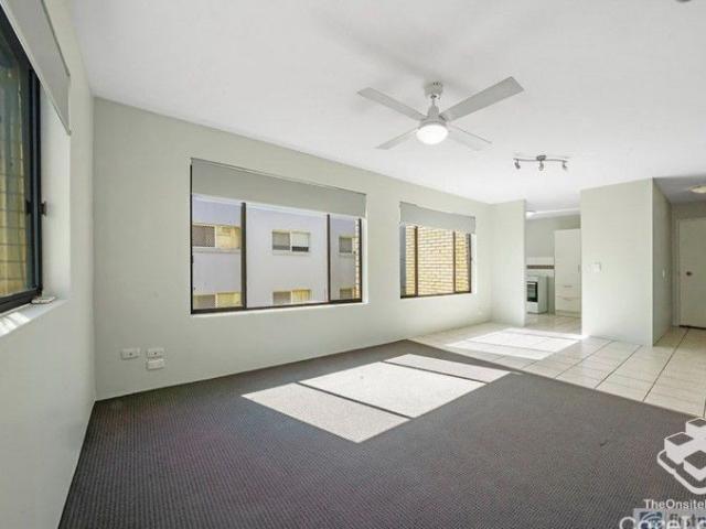 Apartment for rent in Gold Coast Urban, Gold Coast