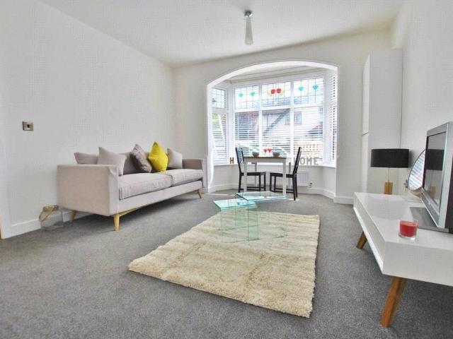 Apartment for rent in Abbey Park, Barton In Fabis