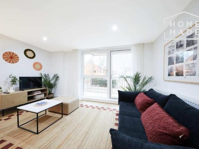 Apartment for rent in Baswich, Staffordshire