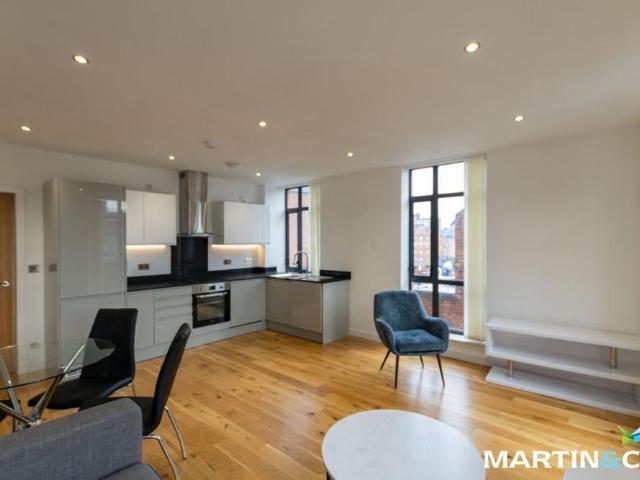 Apartment for rent in Park Central, Birmingham