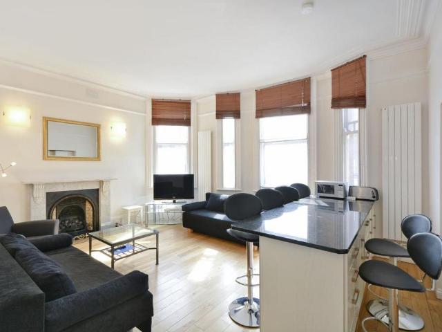 Flat for rent in Saint Giles, Bloomsbury