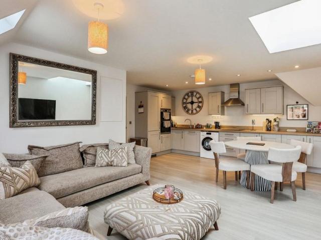Apartment for rent in Elmfield, Leicestershire