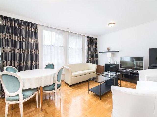 Flat for rent in Paddington, Greater London