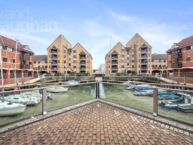 Apartment for rent in Fishersgate, West Sussex