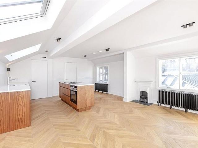 Apartment for rent in East Marylebone, Cat Hill
