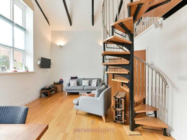 Apartment for rent in Ewell, Surrey