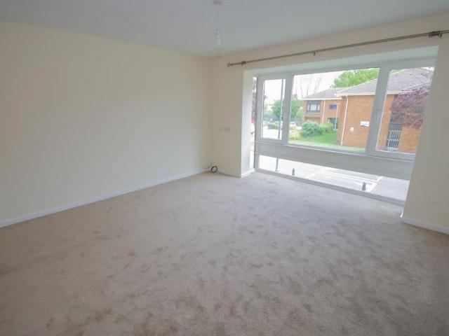 Apartment for rent in Patchway