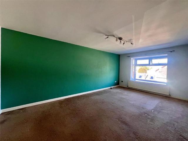 Apartment for rent in Webbs Heath, North Common