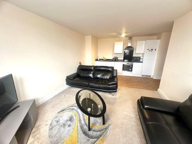 Apartment for rent in Dixons Green, West Midlands
