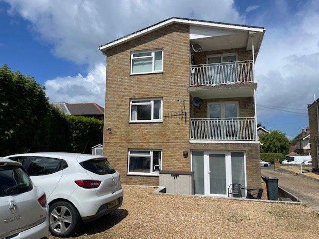 Flat for rent in Elmfield, Ryde