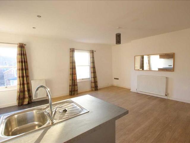 Apartment for rent in South Cliff, Kepwick