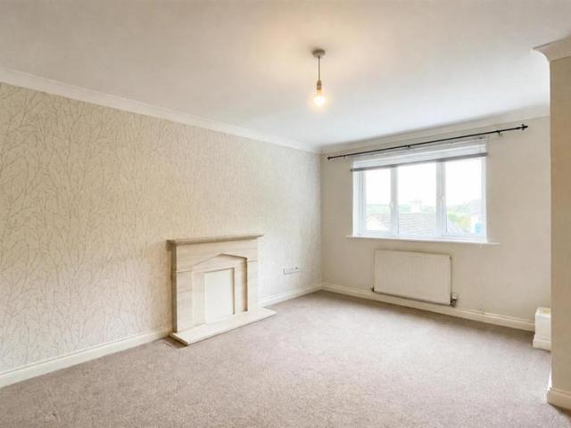 Apartment for rent in Highweek, Bridford
