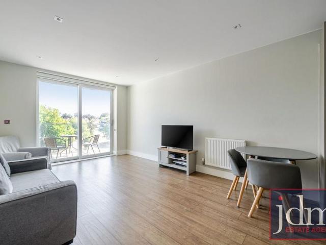 Apartment for rent in Goddington, Greater London