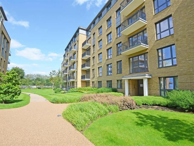 Flat for rent in Hampton Wick, Greater London