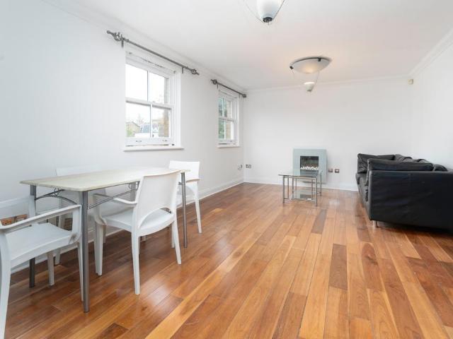 Flat for rent in Islington, Greater London