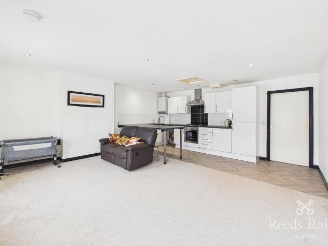 Flat for rent in West Bank, Widnes