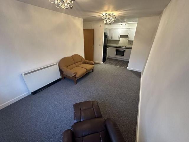 Apartment for rent in Gateacre, Liverpool