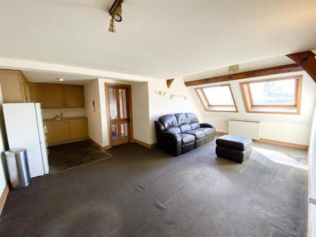 Apartment for rent in Avenham, Higher Bartle