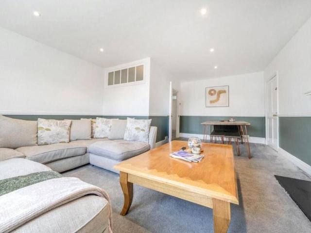 Apartment for rent in Dulwich, Greater London