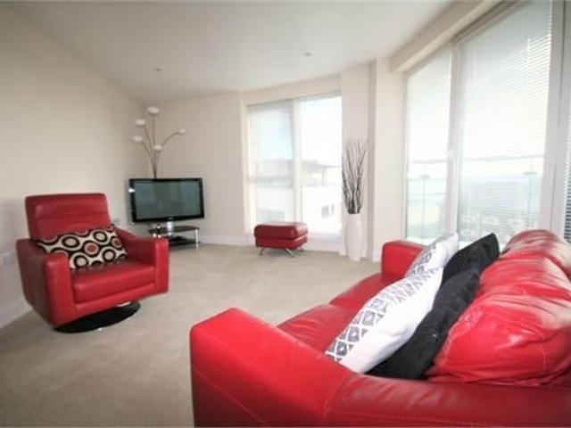 Apartment for rent in Nangreaves, Wales