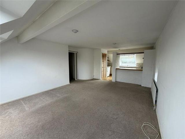 Apartment for rent in Fole, Surrey