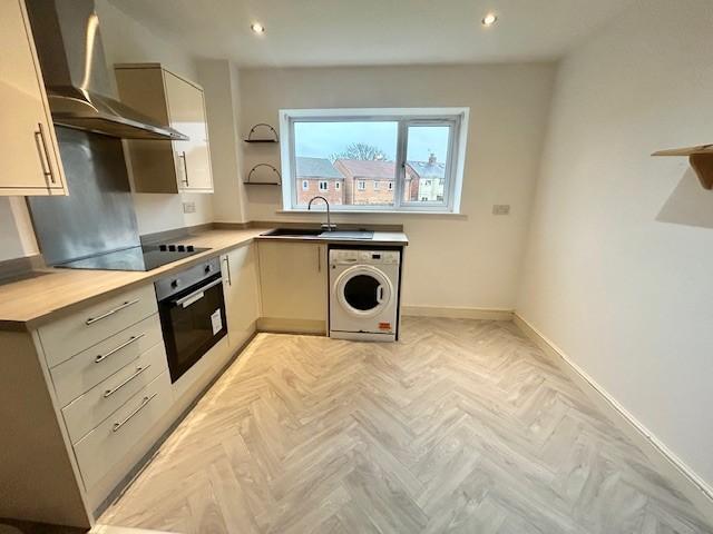 Flat for rent in Claremont, Blackpool