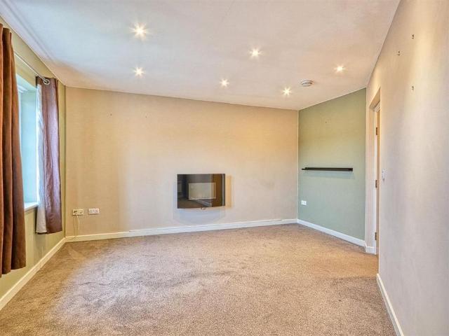 Apartment for rent in Loundsley Green, East Midlands