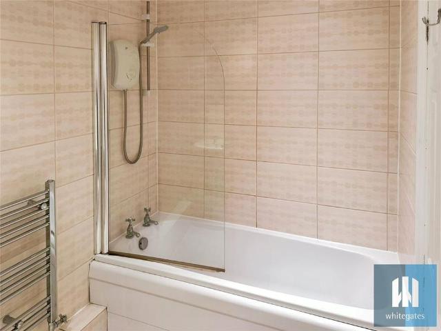 Apartment for rent in Lindley, West Yorkshire