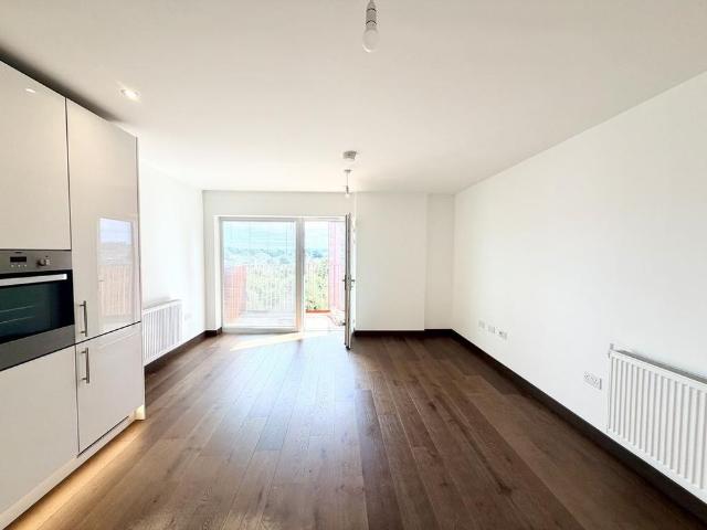 Apartment for rent in Midway, Kent