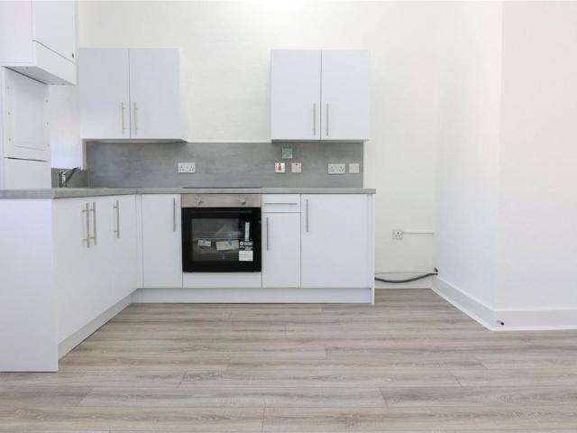 Apartment for rent in Glenburn, Scotland