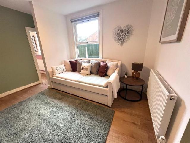 Apartment for rent in Abbey Park, Barton In Fabis