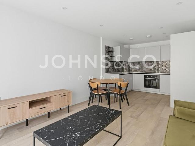 Apartment for rent in Horlicks Quarter, Slough