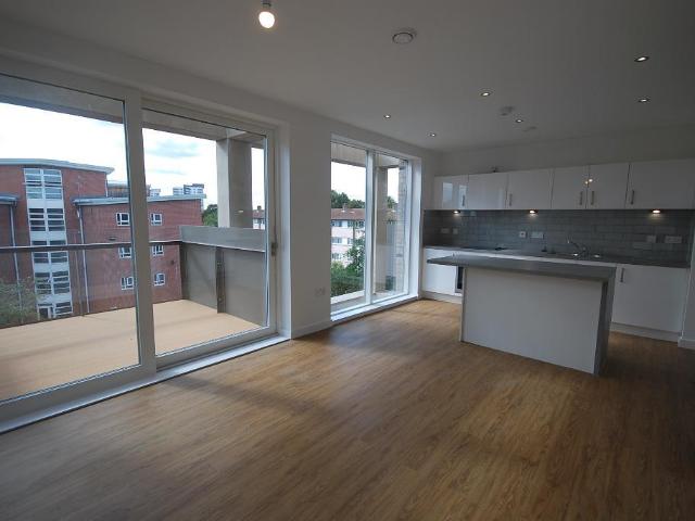 Flat for rent in Hulme, Georgia