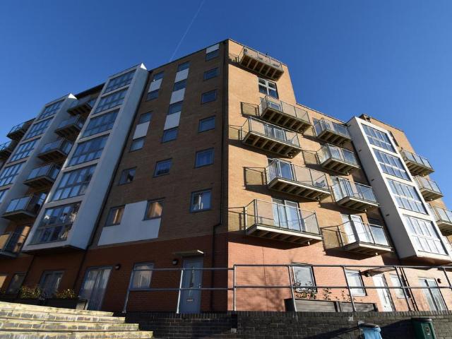 Flat for rent in Hythe, Fordham Heath