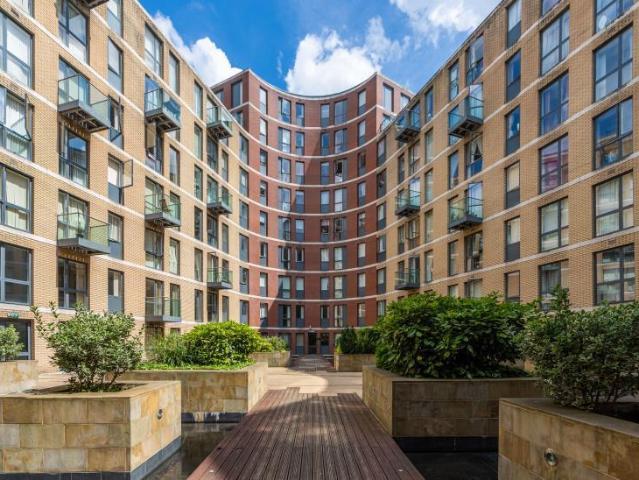 Flat for rent in Digbeth, West Midlands