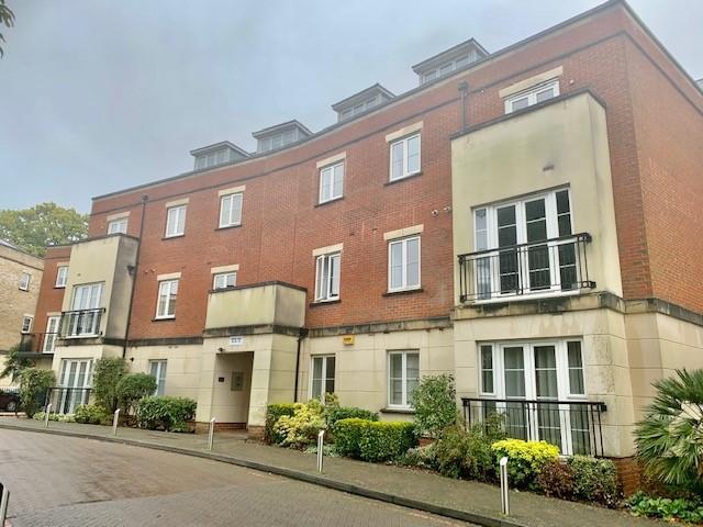 Flat for rent in Bassett, City Of Southampton