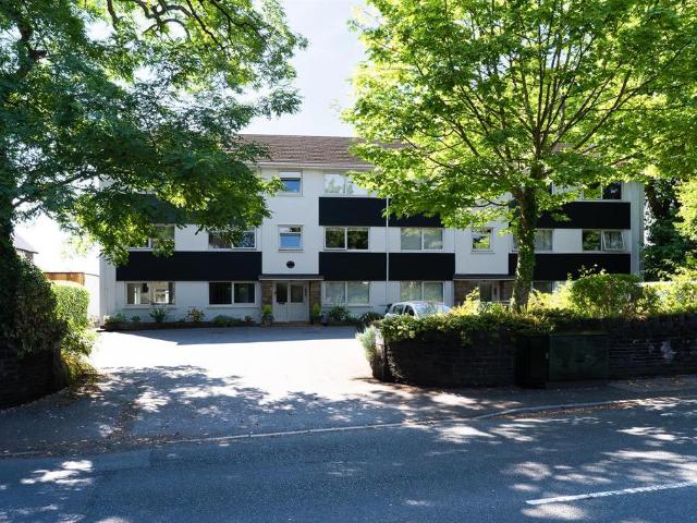 Flat for rent in Falcon Lodge, Wales