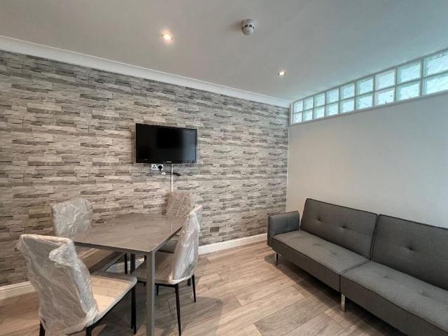 Apartment for rent in South Hampstead, Greater London