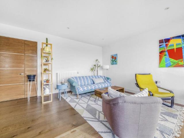 Apartment for rent in Kidbrooke Village, Greater London