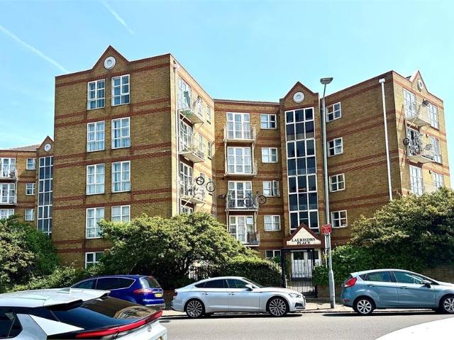 Flat for rent in Alton Barnes, Isle Of Man