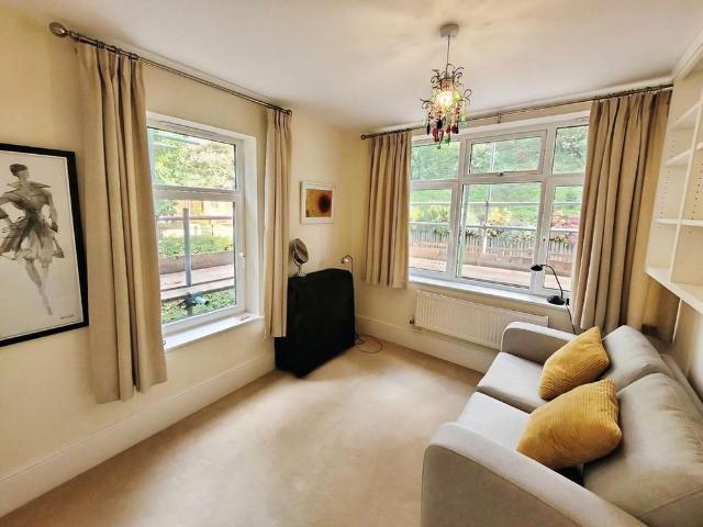 Apartment for rent in Hythe, Folkestone