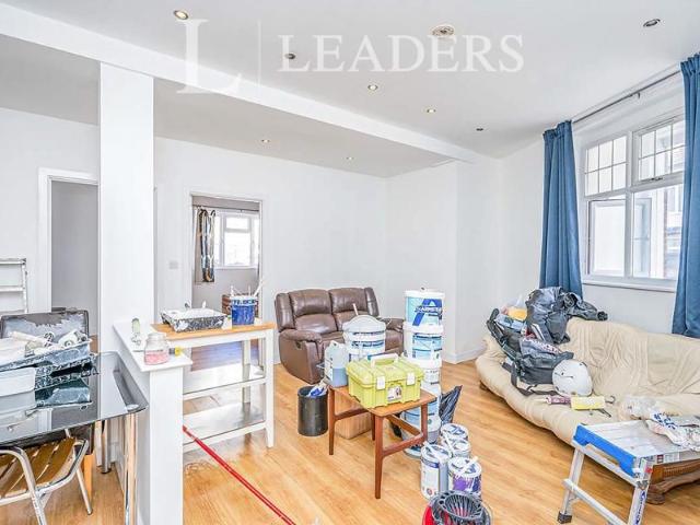 Apartment for rent in St Denys, Southampton