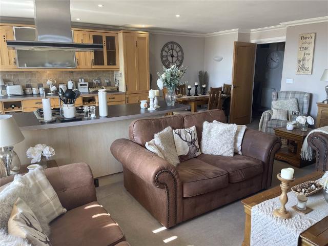 Apartment for rent in Crumbles, Eastbourne