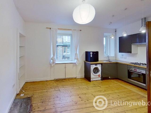 House for rent in Hillside, Leith
