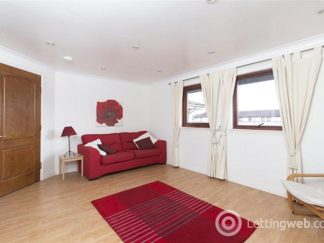 House for rent in Comely Bank, Craigleith