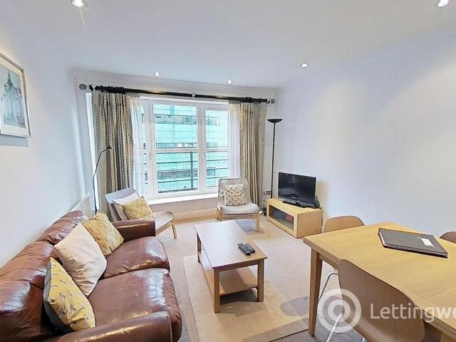 House for rent in Holyrood, Old Town