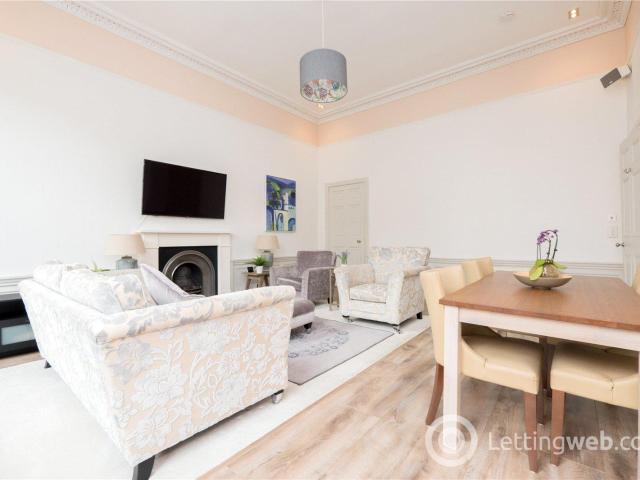 House for rent in Gayfield, Broughton