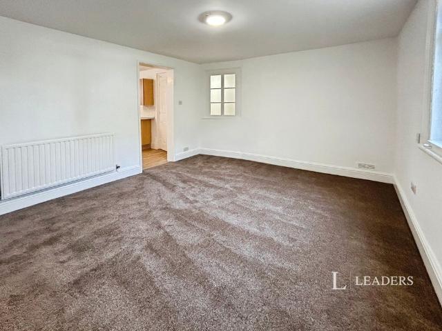 Apartment for rent in Ewens Farm, Golden Valley