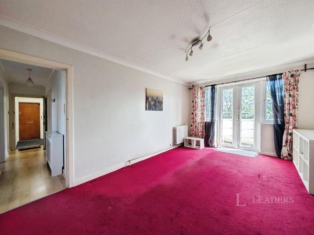 Apartment for rent in Epsom, Surrey